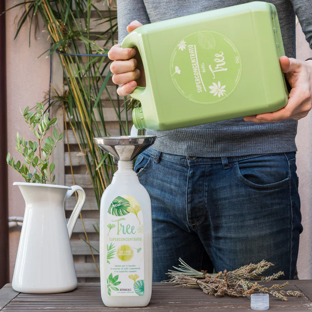 Tree - Bio eko Superkoncentrát na praní, podlahy a omyvatelné povrchy 1 l